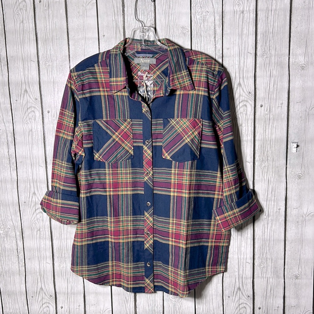 Natural reflections plaid button front shirt size medium